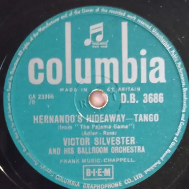 Hernando's Hideaway / Blue Star