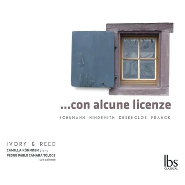 …con alcune licenze