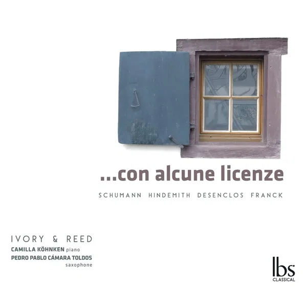 …con alcune licenze