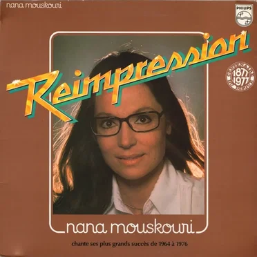 Nana Mouskouri chante ses plus grands succès de 1964 à 1976