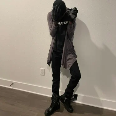 lifelessgarments