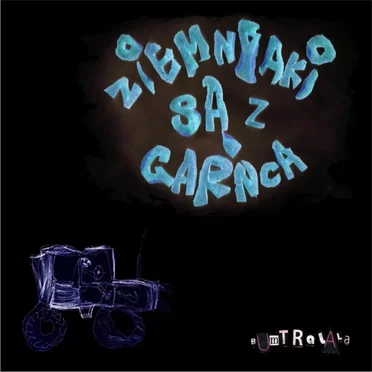 Ziemniaki są z garnca
