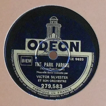 The Park Parade / Sweethearts