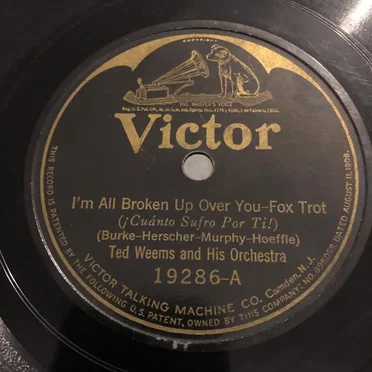 I'm All Broken Up Over You / I'm Somebody Nobody Loves