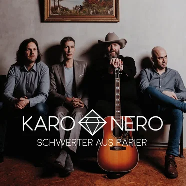Schwerter aus Papier