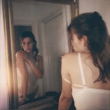 white lies by Zoey Lily - album cover