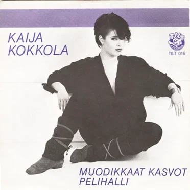 Muodikkaat kasvot / Pelihalli