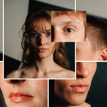 I Feel Embarrassed by The Livelines - album cover