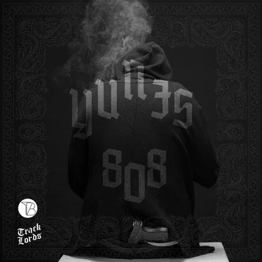 808