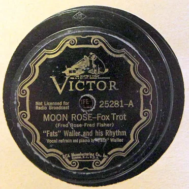 Moon Rose / Garbo Green
