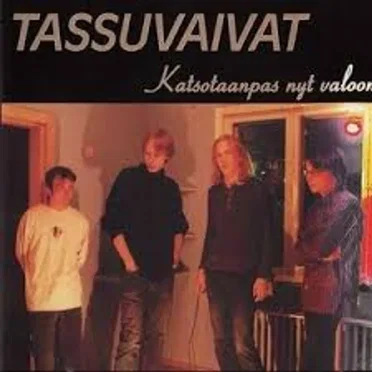 Katsotaanpas nyt valoon