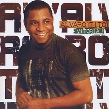 Vitória by Álvaro Tito - album cover