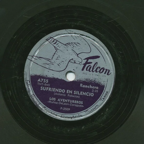Sufriendo en silencio / Espantajo