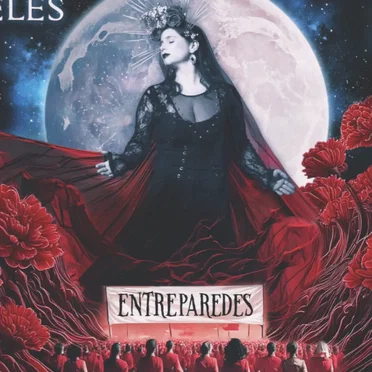 Entre Paredes by Paula Teles - album cover