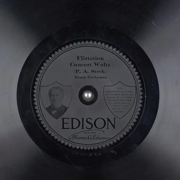 Flirtation / Crown Diamonds Overture