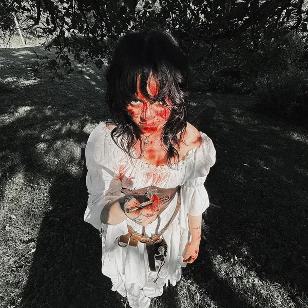 EVIL WOMAN
