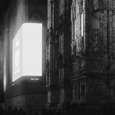 Figures on a Flat Landscape