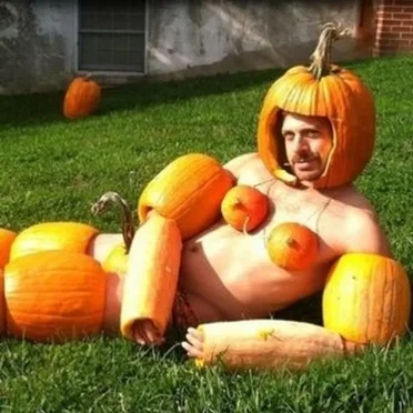 Halloween C'est Une Fête De Pédés (interlude)