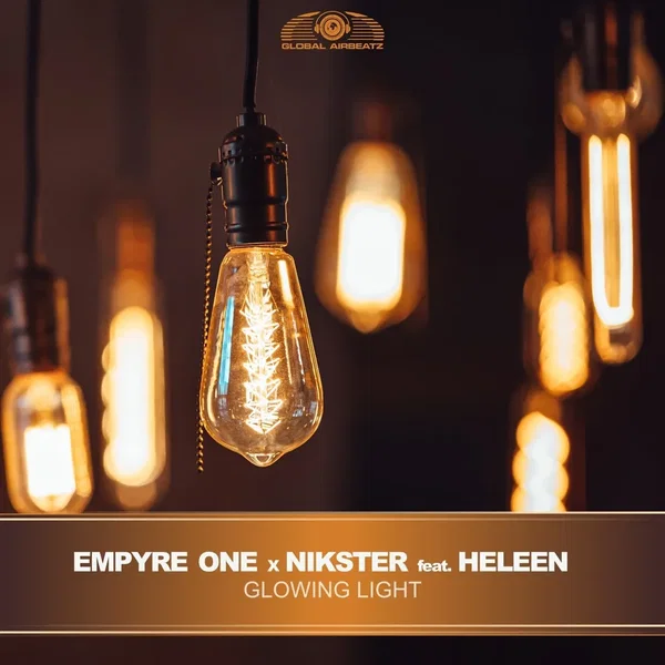 Glowing Light (Extended Mix)