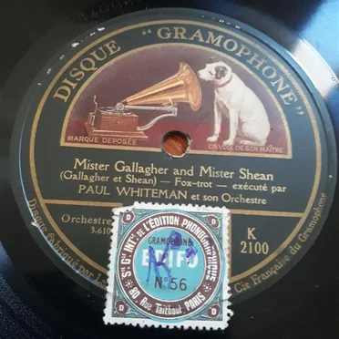 Mister Gallagher and Mister Shean / La Violeterra