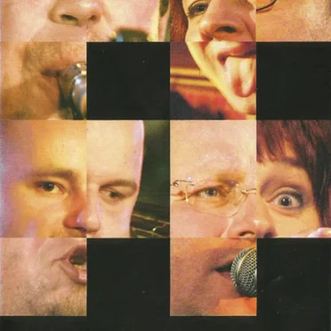 Jste normální? by Sto zvířat - album cover