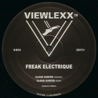 Cloud Surfer / Fright Jazz by Freak Electrique - album cover