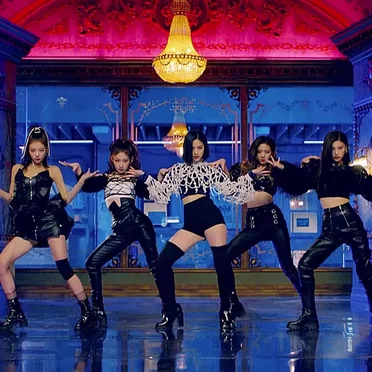 WANNABE by ITZY - album cover