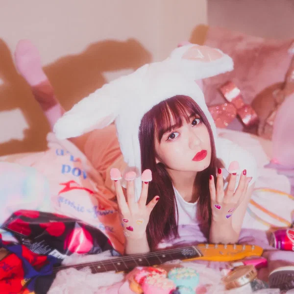 ONE ROOM LOVE