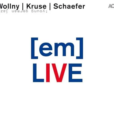 [em] Live