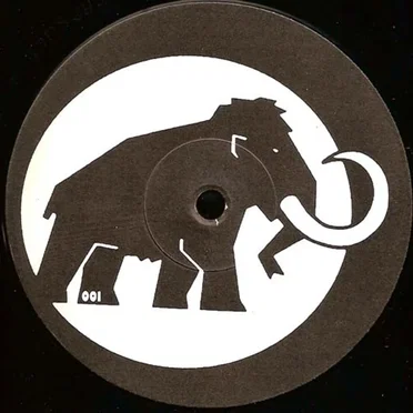 Mammut 001 by Mam - album cover