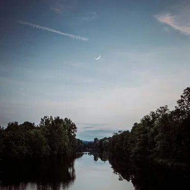 Floating in a Memory