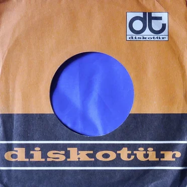Düşenin Dostu Olmazmış / Koş Bana Gel