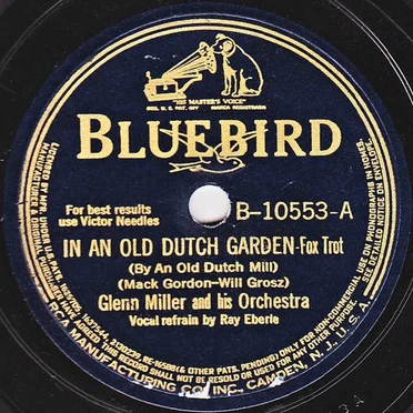 In an Old Dutch Garden (By an Old Dutch Mill) / Starlit Hour