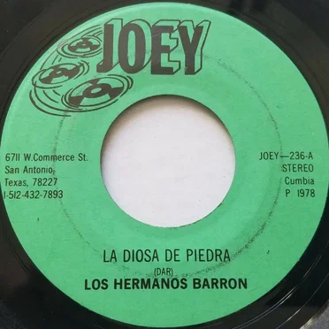 La diosa de piedra / Nochecitas mexicanas
