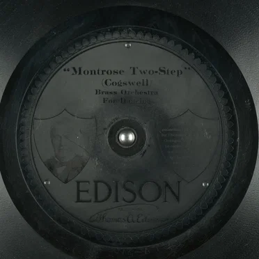 Montrose Two‐Step / Les Sirènes Waltz