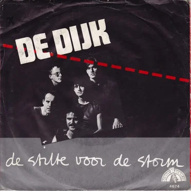 De stilte voor de storm / Koud en eenzaam