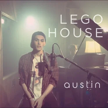 Lego House