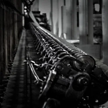 Nostalgia Pt3 / Android Sing in the Dust