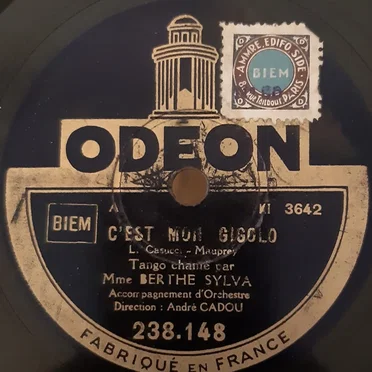 C’est mon gigolo / Tu me dis non