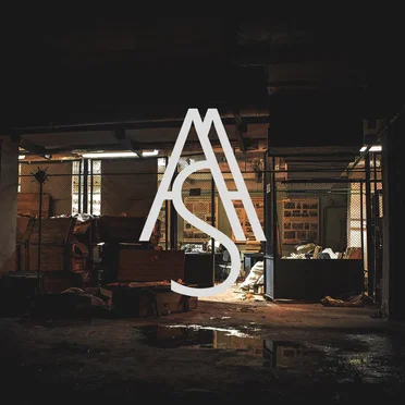 P i t c h d a r k n e s s