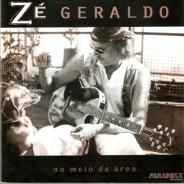 No Meio da Área