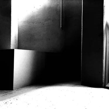 in/out/in - structures/voids (excerpt)