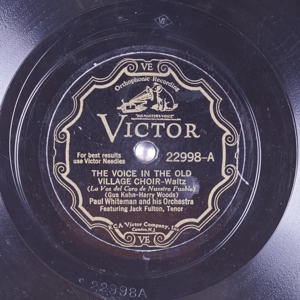 The Voice in the Old Village Choir / Lullaby of the Leaves