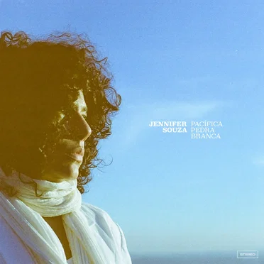 Pacífica pedra branca by Jennifer Souza - album cover