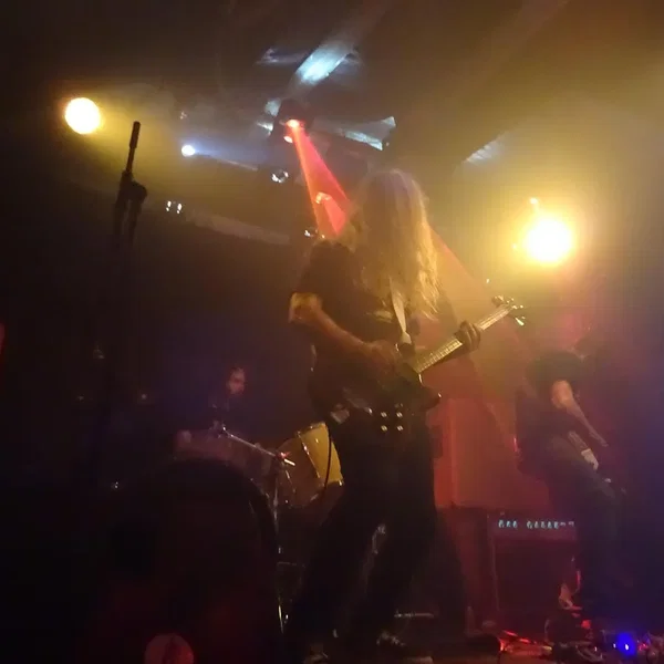 Live @ Corsica Studios, London 16/12/2015