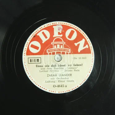 Jede Nacht ein neues Glück… / Einen wie Dich könnt’ ich lieben