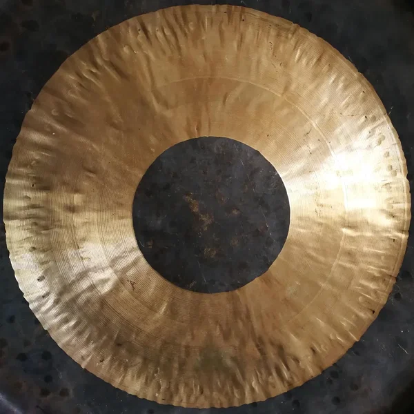 A dynamic system gives way to a steady state