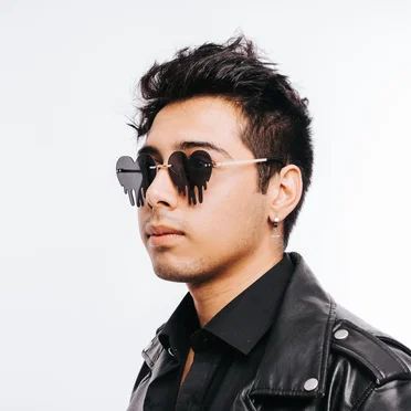 Aferrados al amor by Mauricio Jade - album cover