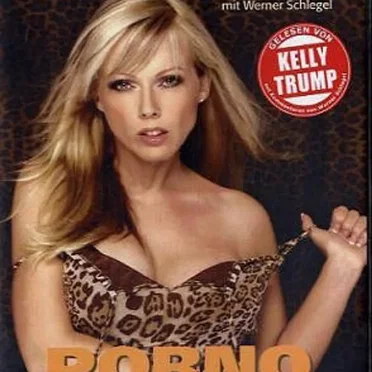 Kelly Trump