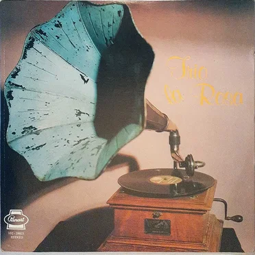 Trío La Rosa by Trío La Rosa - album cover